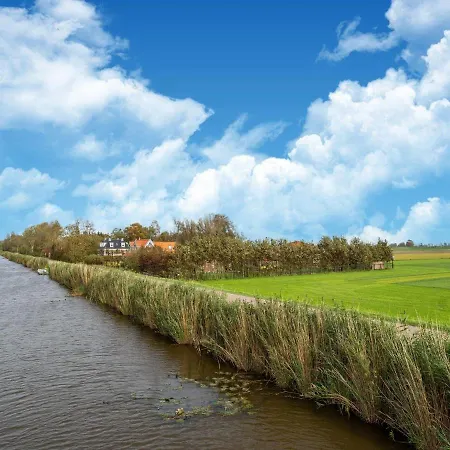 In Near The Burgerbrug