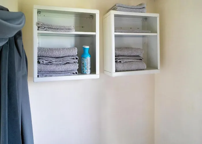 In Near The Burgerbrug